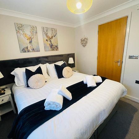 Apartamento The Mowbray Harrogate Exterior foto