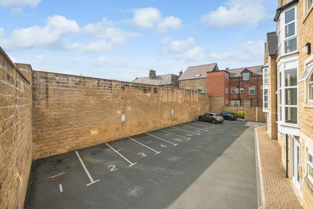 Apartamento The Mowbray Harrogate Exterior foto