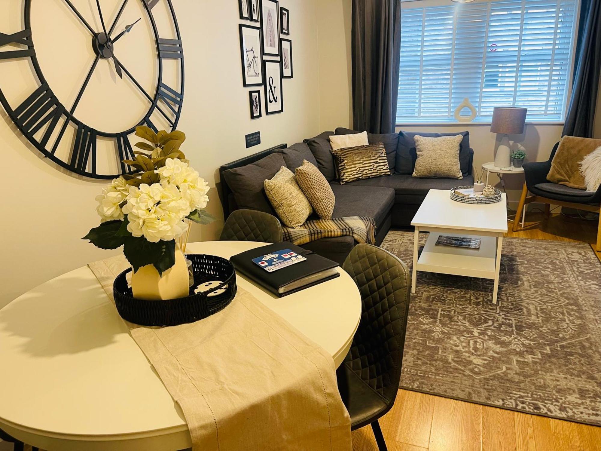 Apartamento The Mowbray Harrogate Exterior foto